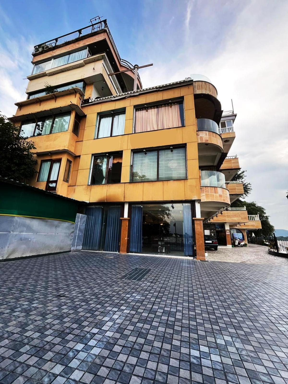 Treehouse Narmade A Riverfront Resort & Spa Narmadapuram Hoshangabad 외부 사진